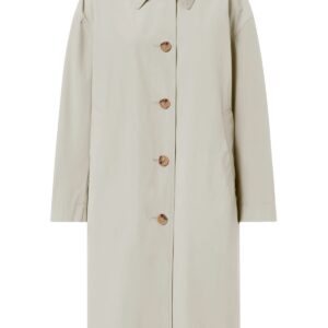 Stong jacket in antartica